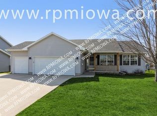804 NW Calista Dr, Grimes, IA 50111