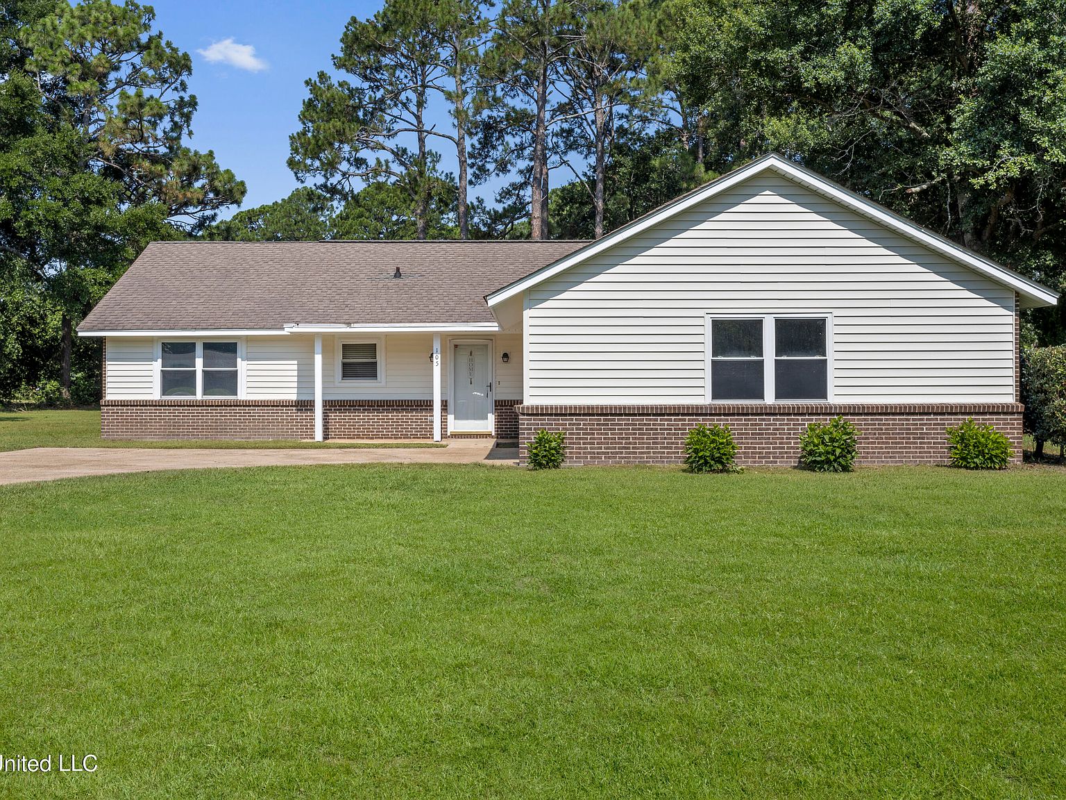 105 Braeburn Dr, Ocean Springs, MS 39564 Zillow
