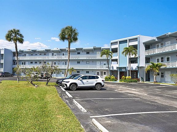 2nd image of 2223 Park Lane #302