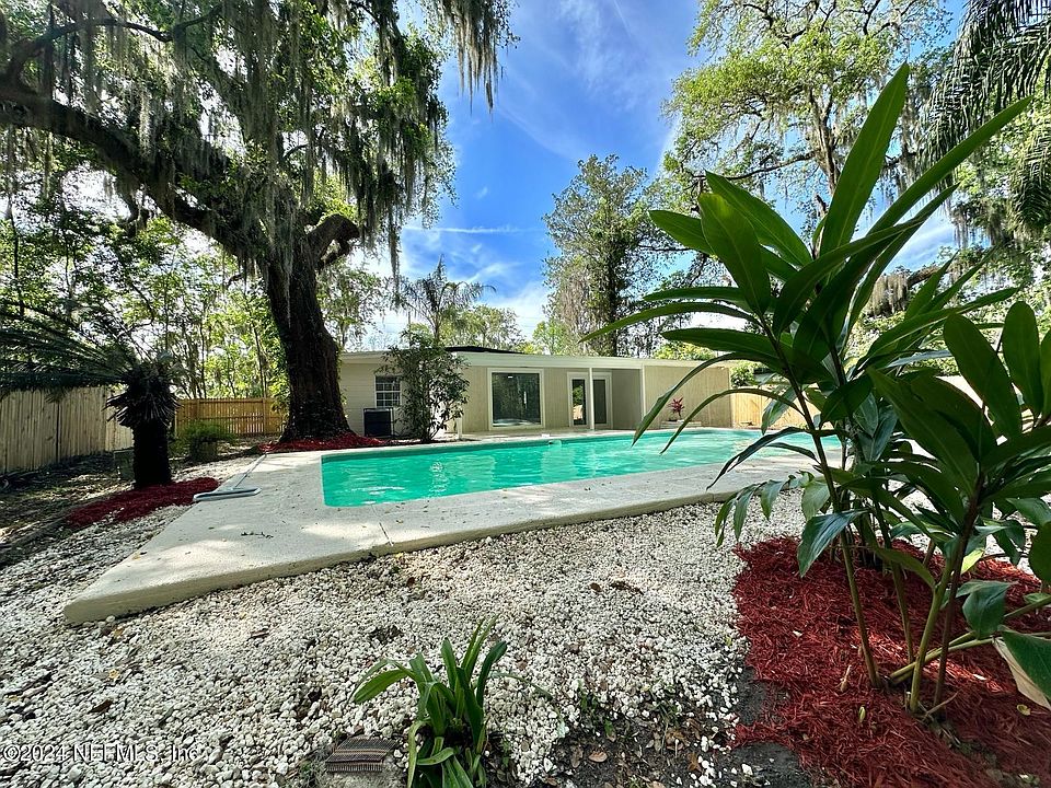 1st image of 10511 BISCAYNE Boulevard