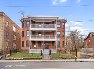 31-33 Capen St, Hartford, CT 06120