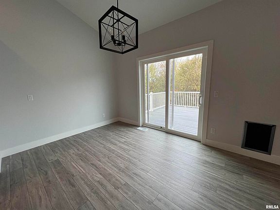 5th image of 668 Sweet Wood Ln