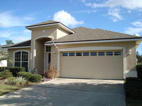 3rd image of 627 Longcrest Ln