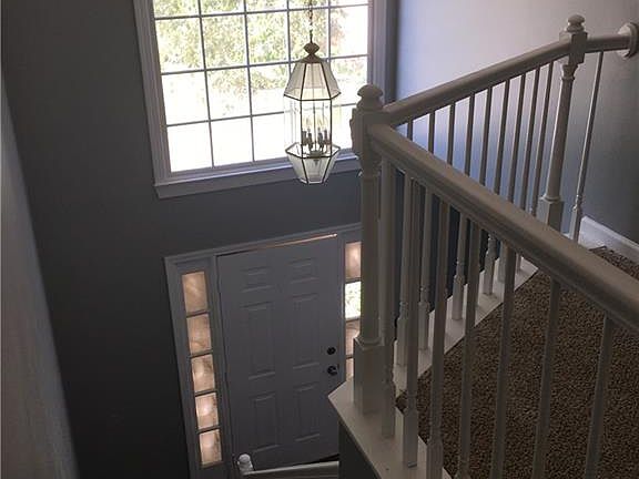 4th image of 1065 Chandler Park Ct
