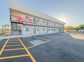 2121 W Adams St Bldg A, Phoenix Az