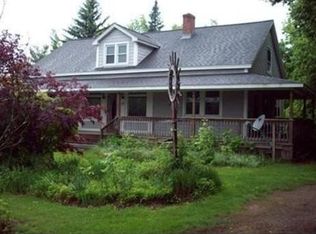 21 Memorial Dr, Rutland, MA 01543