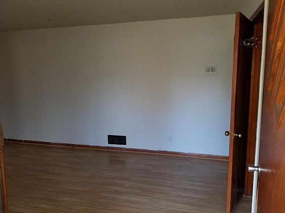 2nd image of 735 South Ave