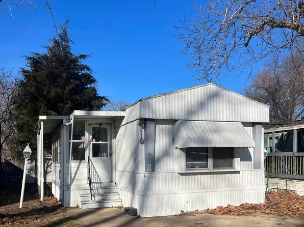 2800 Ridge Ave #125, Springfield, IL 62702