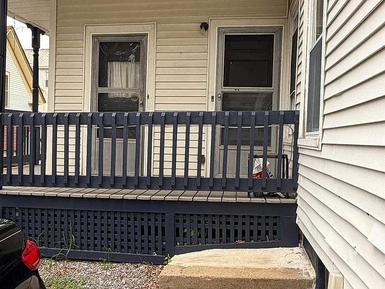 94 Ashland St — Photo 9