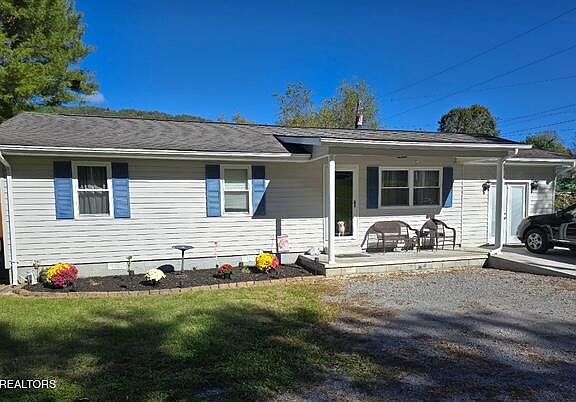 2nd image of 5829 Dr Thomas Walker Rd