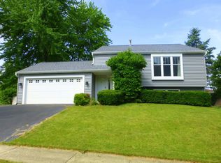 1502 Williams Ave, Saint Charles, IL 60174