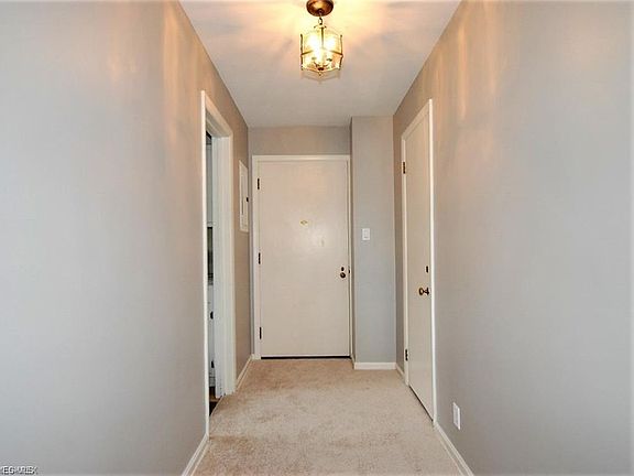 3rd image of 19801 Van Aken Blvd #101A