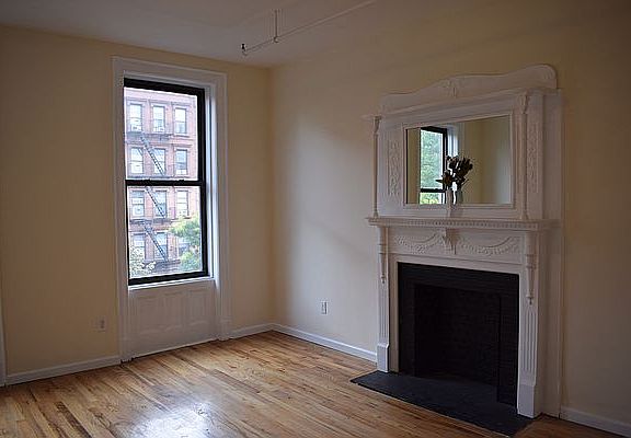 2nd image of 454 W 145th St #5