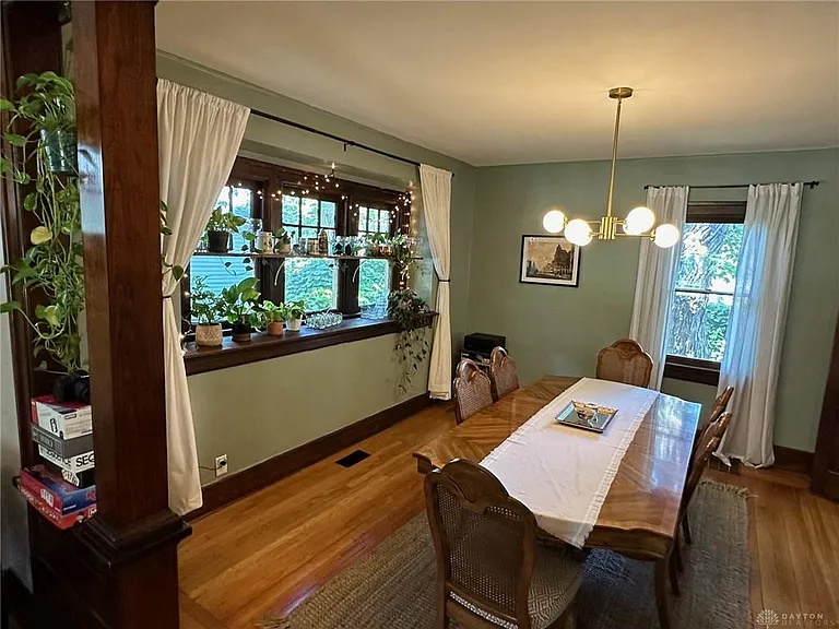 2319 S Dixie Dr — Photo 10