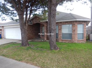 424 Mara Ln, Red Oak, TX 75154