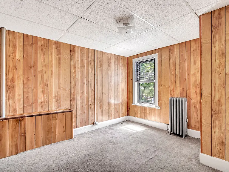 1778 E State St — Photo 3