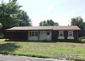 1st image of 422 Carroll Ln