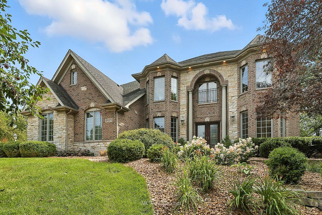 5N175 Oak Hill Dr, St Charles, IL 60175 | Zillow