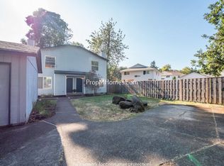 1070 Birchwood Dr #0, Oregon City, OR 97045