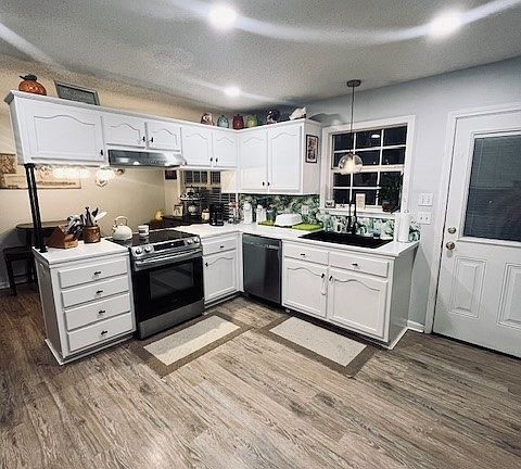 5th image of 11417 Hunter Ln