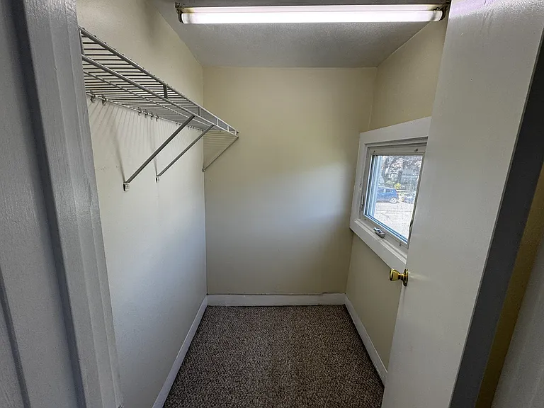 Bedroom walk in closet