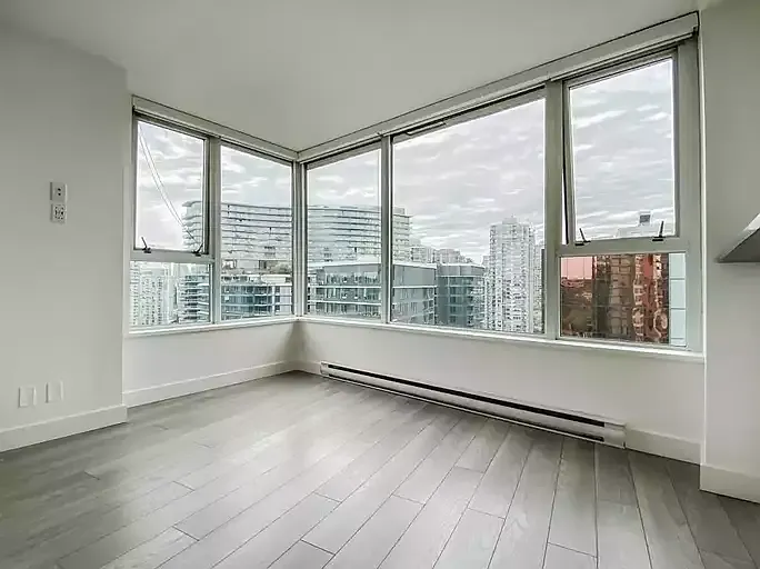 33 Smithe St #2206 — Photo 7