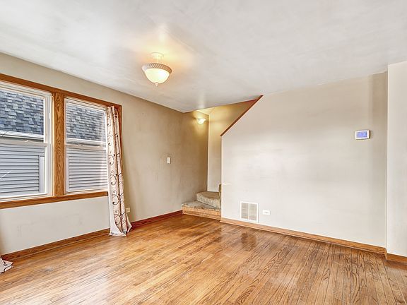 3rd image of 9708 McVicker Ave