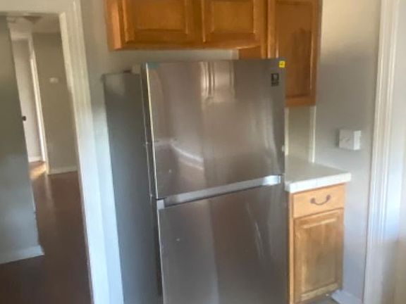 2nd image of 1625 NE 8th Ave