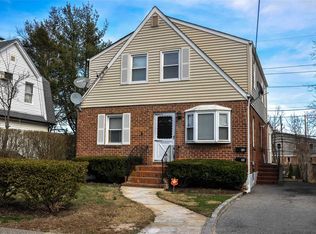 53 Haven Ave, Port Washington, NY 11050