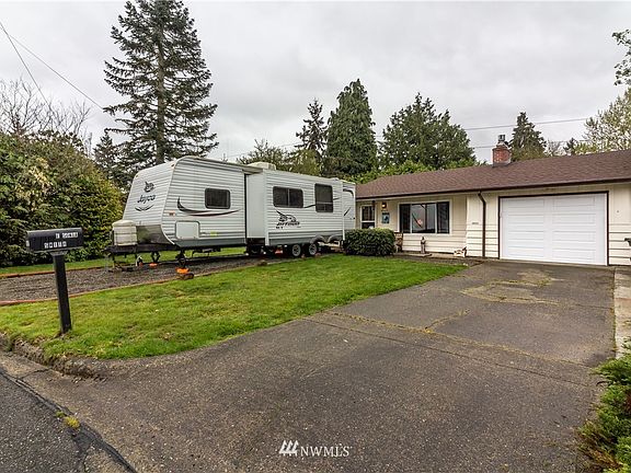 2nd image of 6882 Sonia Street