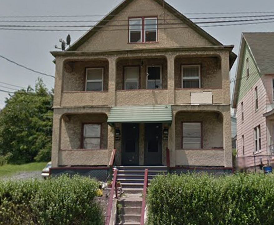 1st image of 1413-1415 N Sumner Ave Front 1413