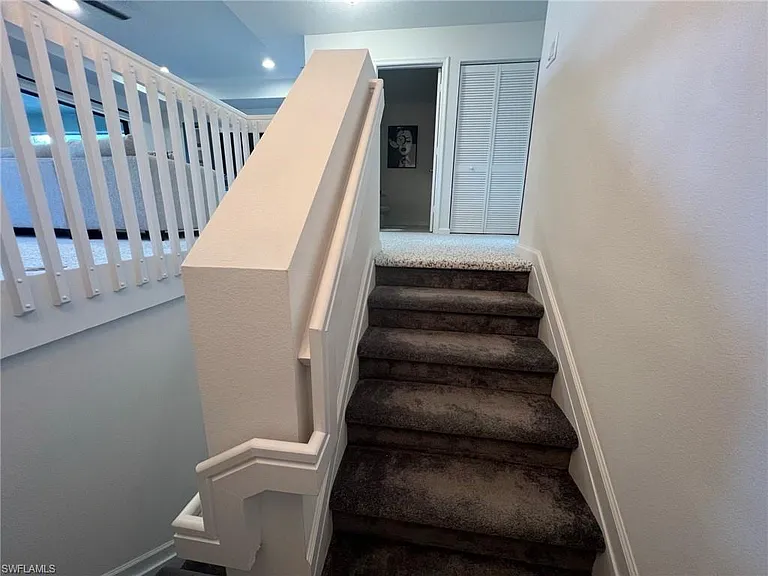 2nd floor landing