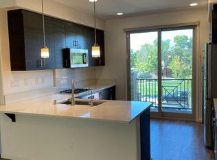 390 Expedition Ln #390, Milpitas, CA 95035