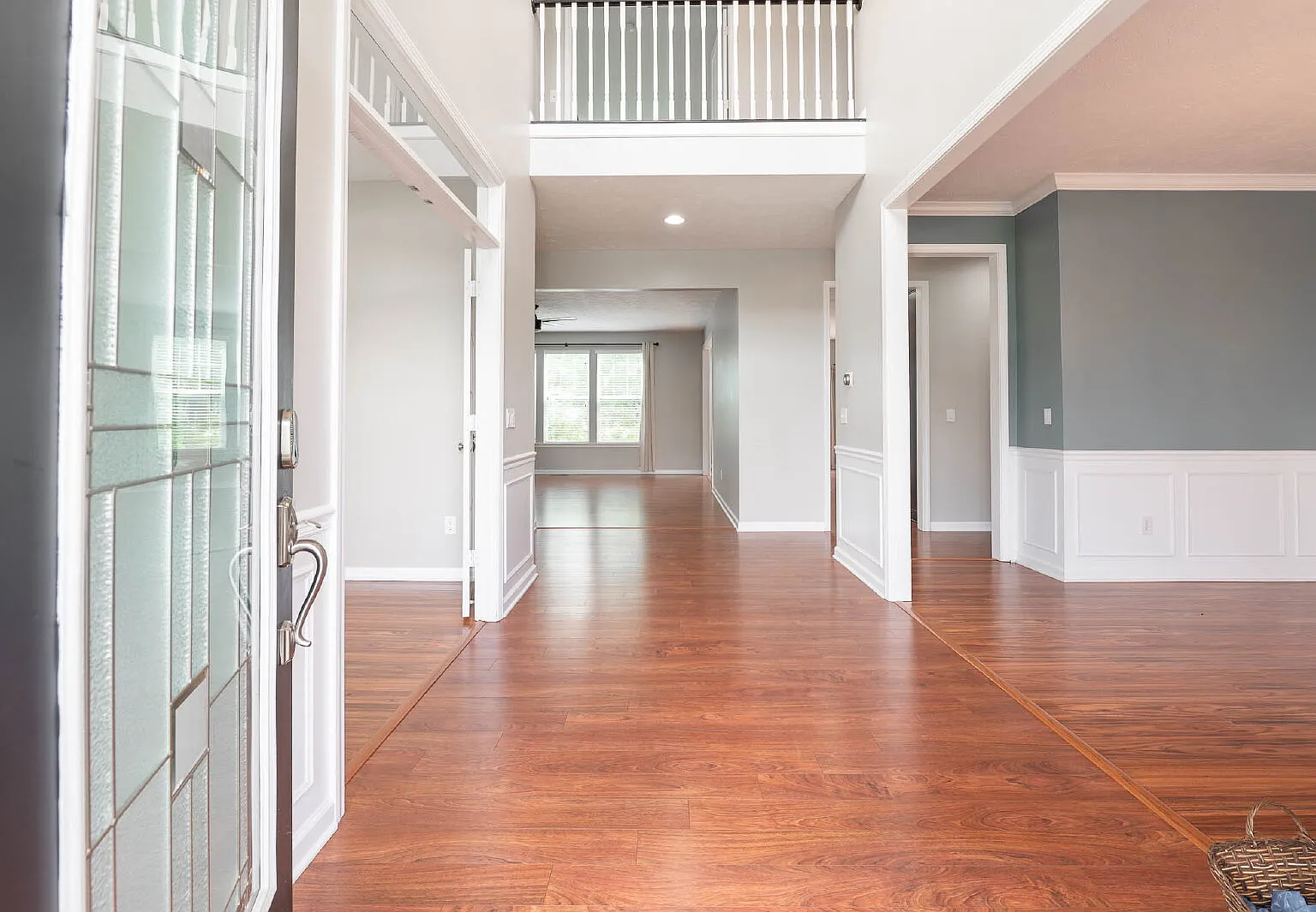 4 bed, 3.5 bath, 4000 sqft, $2,900 — Photo 3