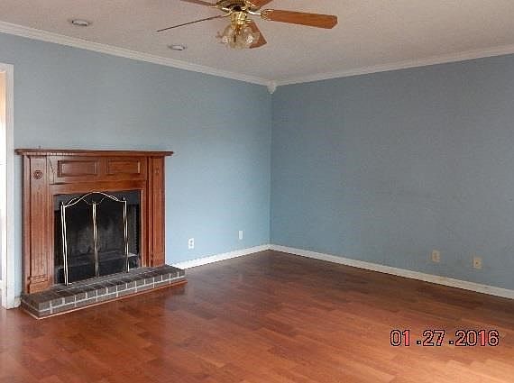 3rd image of 1028 Roedeer Dr