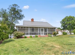 191 Point Breeze Ln, Dunnsville, VA 22454
