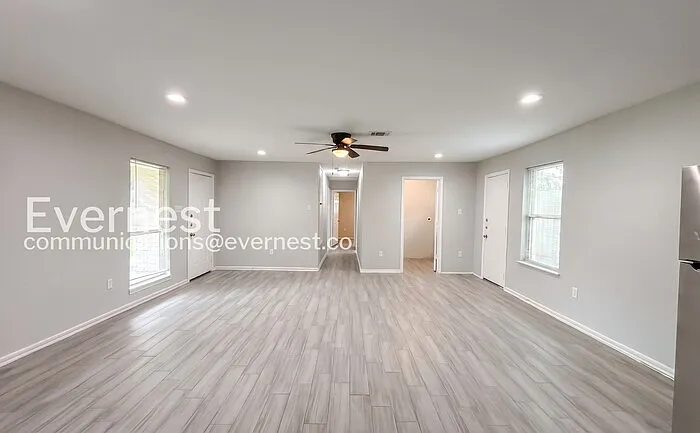 8117 Richland Dr — Photo 8
