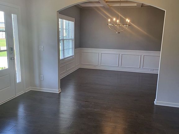 2nd image of 505 Wymond Ct