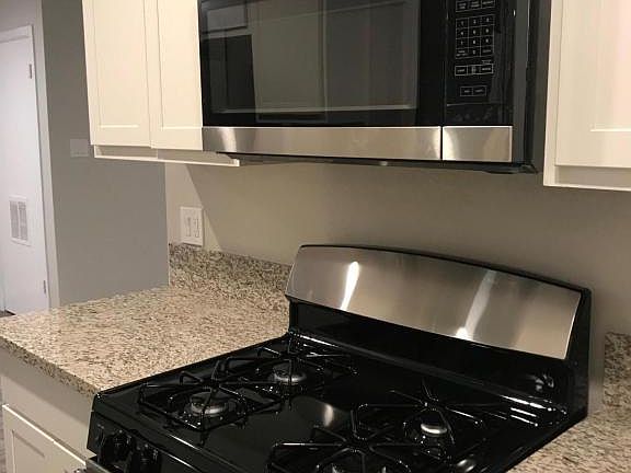 5th image of 4427 N 50th Dr