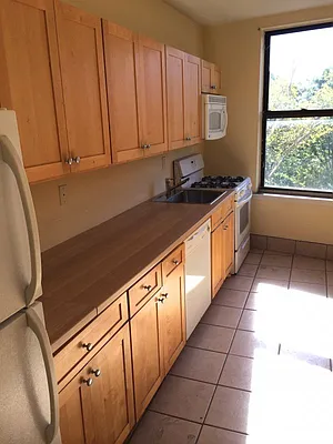 Rented by Bohemia Realty Group | media 11