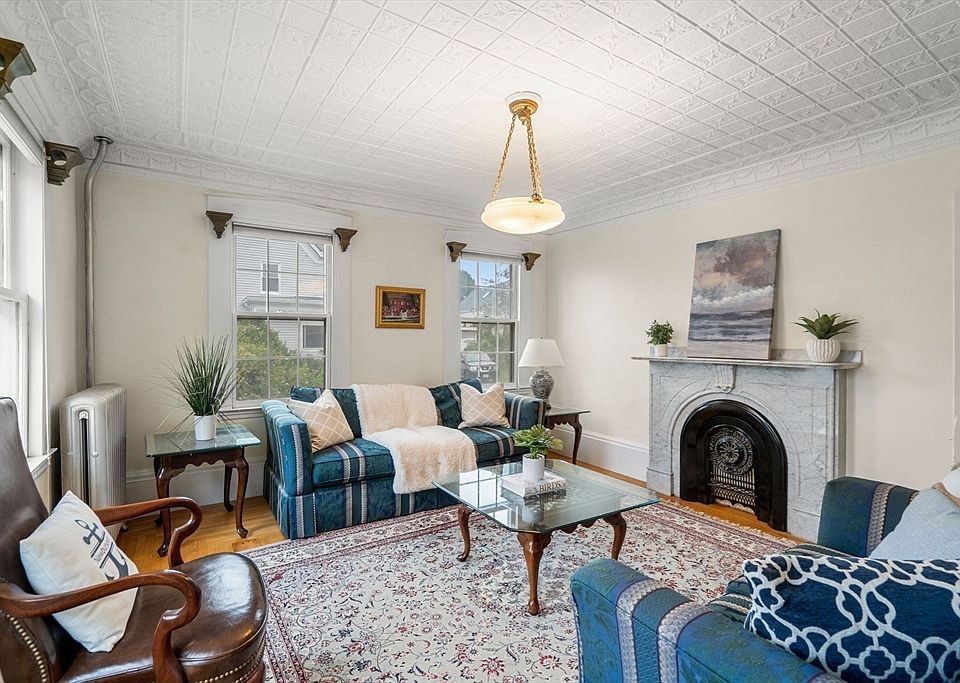 1st image of 65 Bromfield St