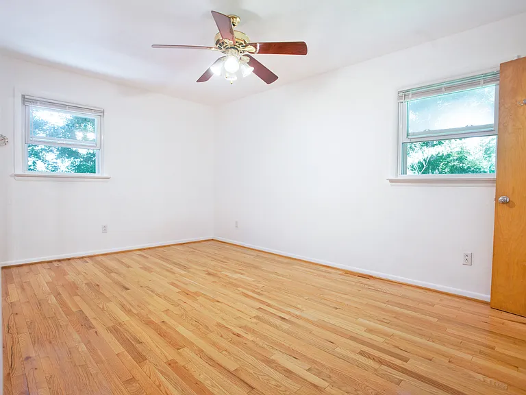 41 Fieldcrest Cir — Photo 15