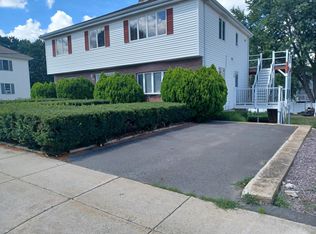 35-37 Danny Rd #1, Hyde Park, MA 02136