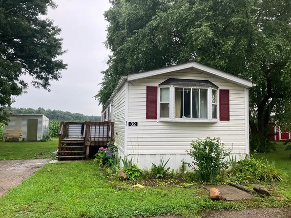69425 M 62 Lot 32, Edwardsburg, MI 49112