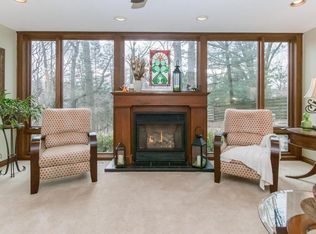 1121 34th St SE, Cedar Rapids, IA 52403