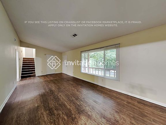 4th image of 1396 Candlelite Ln