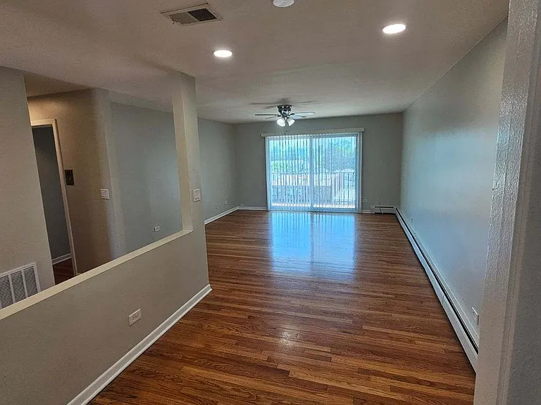 6317 N Milwaukee Ave #3B — Photo 4