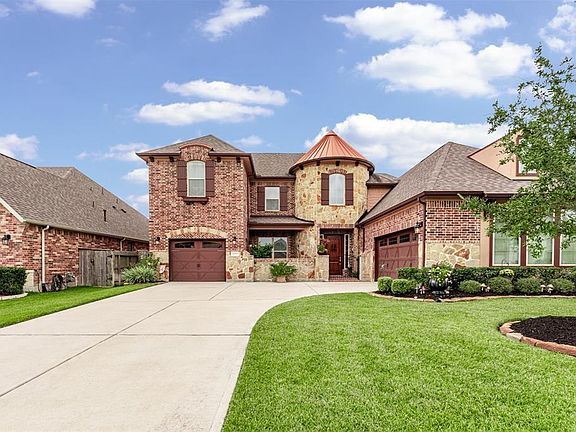 2nd image of 20315 Everwood Green Ln