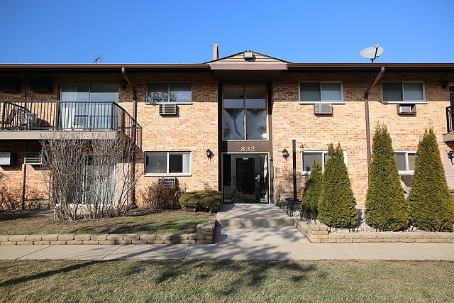 1st image of 832 E Old Willow Rd APT 103