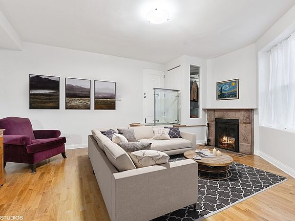 4th image of 1524 N La Salle St #1W